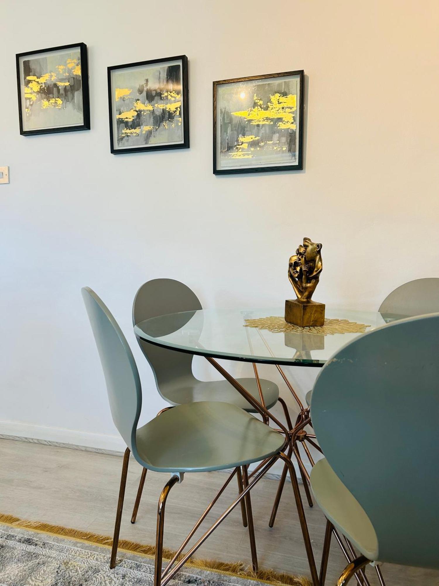 One Bedroom Flat In Chiswick W4 ลอนดอน ภายนอก รูปภาพ